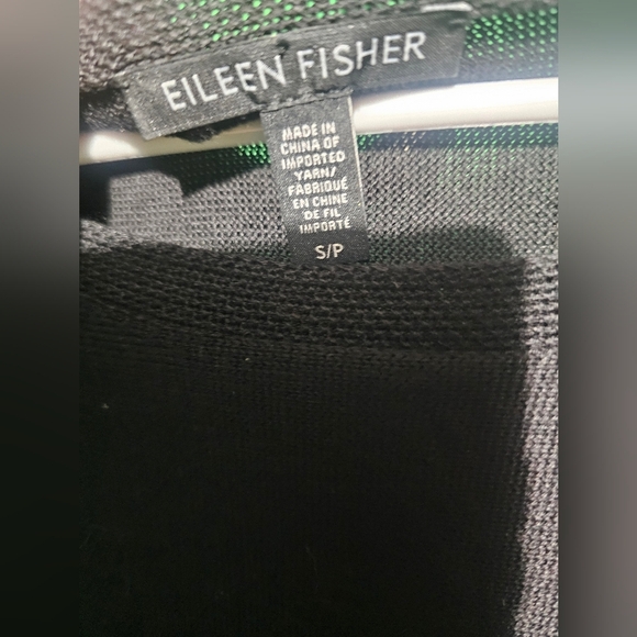 Eileen Fisher Boatneck Batwing Black and Cream Sweater Size Small 22 PTP - Picture 3 of 4